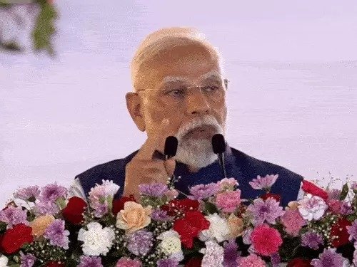 PM मोदी का संदेश: दीवाली पर विदेशी सामान छोड़ो, देशी अपनाओ