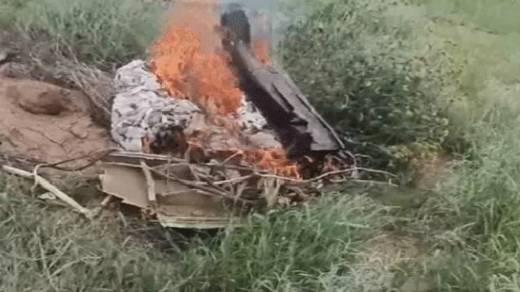 Jaguar fighter jet crash Rajasthan: राजस्थान में जगुआर फाइटर जेट क्रैश, दो पायलटों की दर्दनाक शहीद, सीएम भजनलाल,पूर्व सीएम अशोक गहलोत ने जताया शोक
