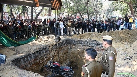 Kamal Death Case: ‘सड़क नहीं, सिस्टम ने ली कमल की जान’, राहुल गांधी का दिल्ली सरकार पर हमला