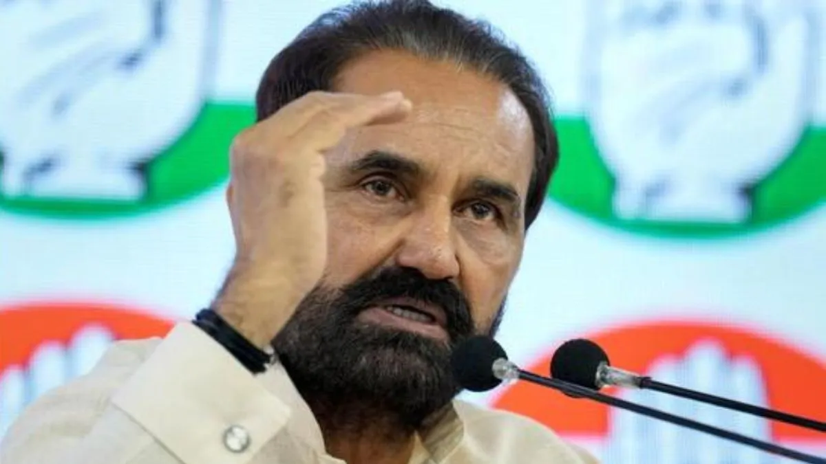 Shaktisinh Gohil resignation 2025: गुजरात कांग्रेस अध्यक्ष शक्तिसिंह गोहिल का इस्तीफा, उपचुनाव में हार की नैतिक जिम्मेदारी ली