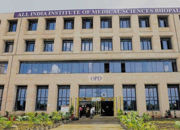 AIIMS Bhopal: एम्स भोपाल में जल्द शुरू होगा ‘लंग्स ट्रांसप्लांट’