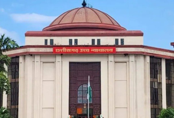 CG Private School: प्राइवेट स्कूलों की फीस तय कर सकती है साय सरकार, हाईकोर्ट में एसोसिएशन की याचिका खारिज