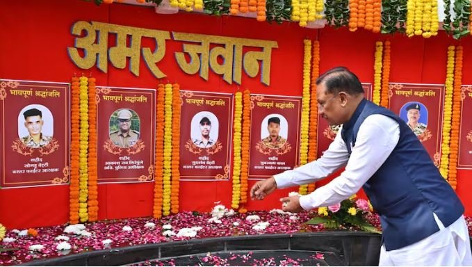 CG NEWS: पुलिस स्मृति दिवस पर सीएम साय ने शहीदों को किया नमन, बोले – 2026 तक नक्सलवाद मुक्त होगा प्रदेश
