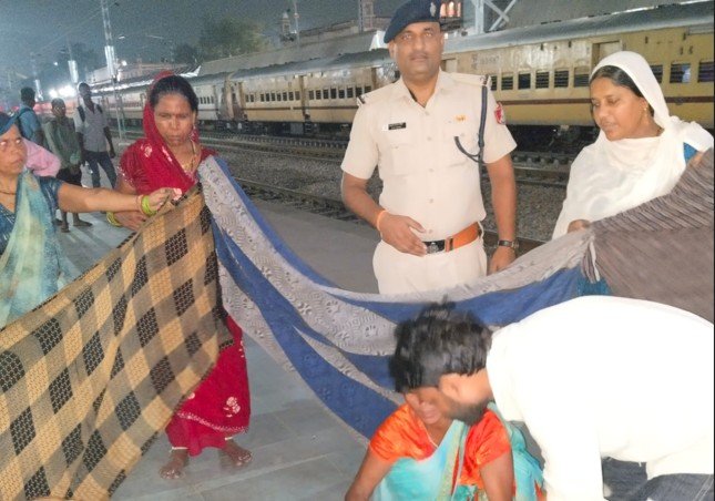 Bharatpur: RPF जवानों की मानवीय मिसाल