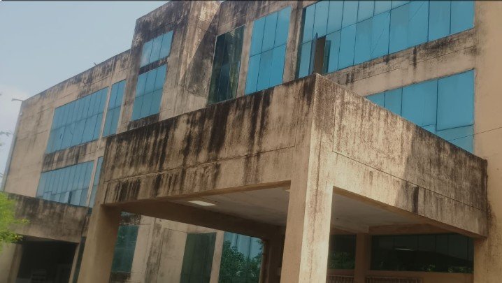 BHOPAL: 13 साल बाद भी शुरू नहीं हो सका फार्मेसी भवन, ये है वजह
