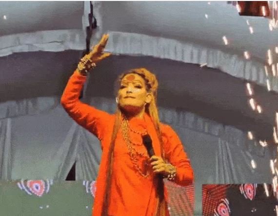 Chhindwara Bhajan: झूठे अब्दुल तिलक लगाकर हमारी बेटियों को फंसा रहे हैं-शहनाज अख्तर