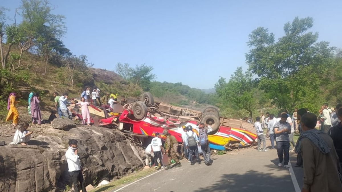 JammuKashmir road crash: Bus plunges into gorge in Udhampur, 15 die; CM announces ex-gratia