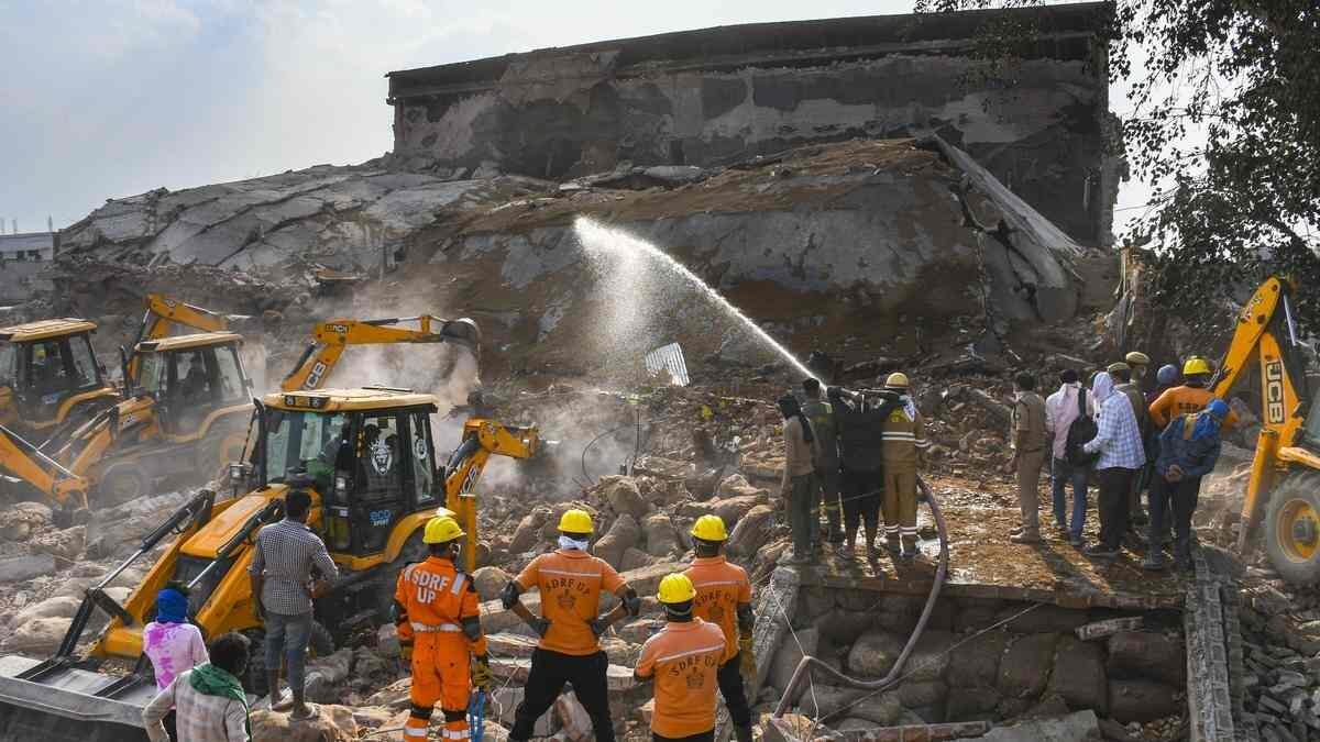 Ammonia tank explodes, flattening cold storage facility in Prayagraj; 4 workers dead, several critical