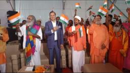 इंडिया टीवी के एडिटर इन चीफ रजत शर्मा ने कल्कि धाम में किया शिला दान, आचार्य प्रमोद कृष्णम ने दिखाया मंदिर का मॉडल