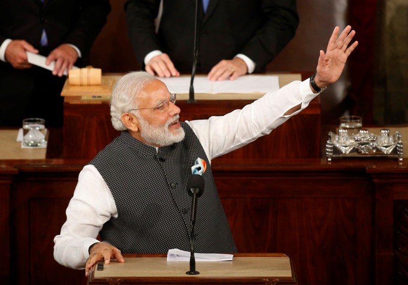 https://dx.layout-365.com/layout365Data/CMSDATA/Admin/video/379/Modi-18-11-June-2016.jpg